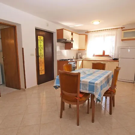 Apartment Fuer 4 Personen Ca 58 Qm In Banjole, Istrien Istrische Riviera *